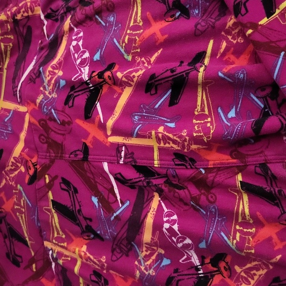 Lularoe tall abd curvy airplane legging - Picture 2 of 6